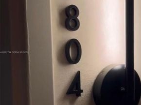 159 NE 6th St 1804, Miami FL 33132