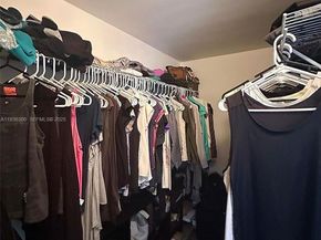 13499 Biscayne Blvd 1013, North Miami FL 33181