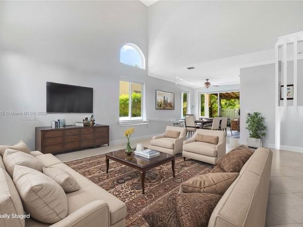 801 NW 156th Ave, Pembroke Pines FL 33028