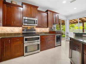 801 NW 156th Ave, Pembroke Pines FL 33028