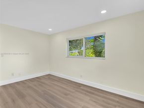 5710 Raleigh St, Hollywood FL 33021