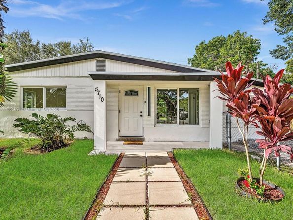 5710 Raleigh St, Hollywood FL 33021