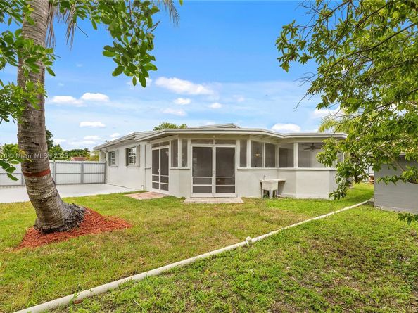 12610 SW 188th Ter, Miami FL 33177