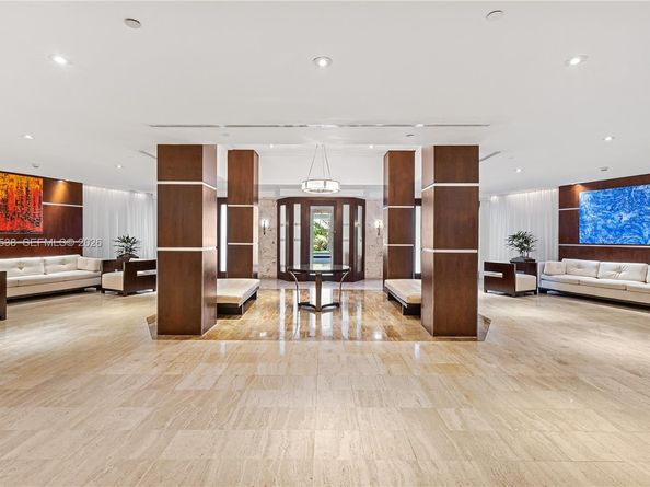 2451 Brickell Ave PHL, Miami FL 33129