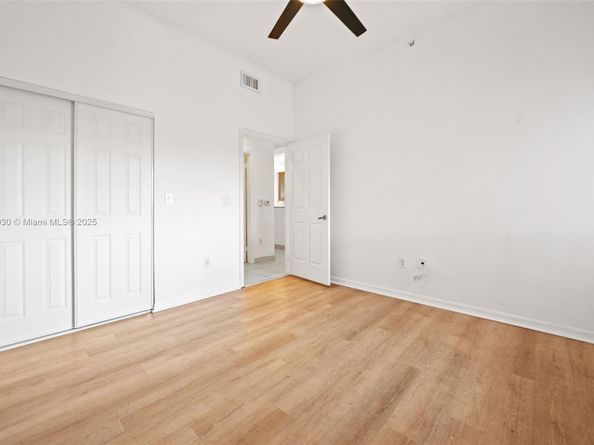 7675 Granville Dr 402, Tamarac FL 33321