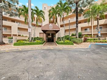 7675 Granville Dr