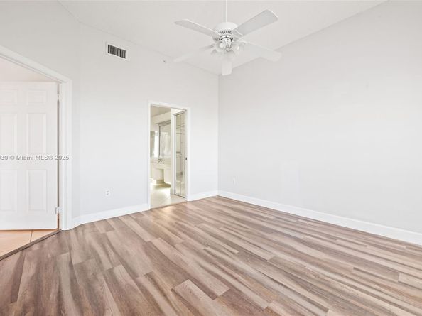 7675 Granville Dr 402, Tamarac FL 33321