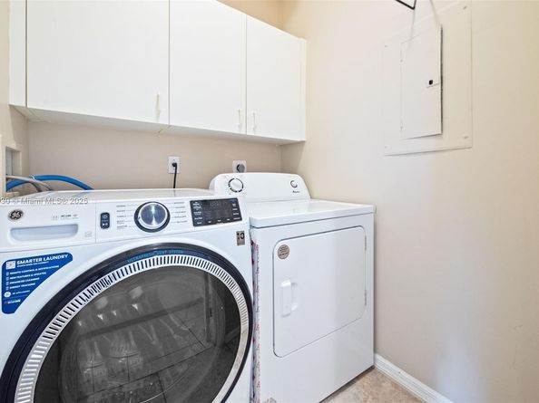 7675 Granville Dr 402, Tamarac FL 33321