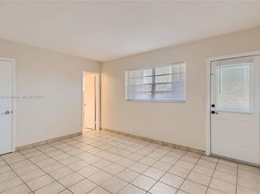 1855 Plunkett St 406, Hollywood FL 33020