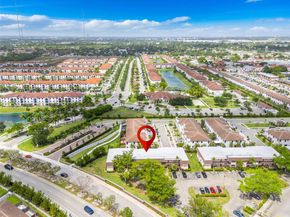 821 NE 207th Ln 1105, Miami FL 33179