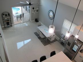 5285 NW 112th Ter, Coral Springs FL 33076