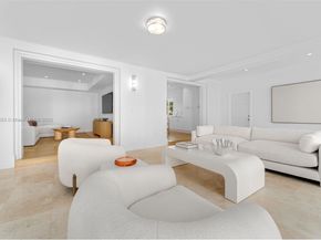 6675 Roxbury Ln, Miami Beach FL 33141