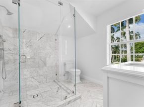 6675 Roxbury Ln, Miami Beach FL 33141