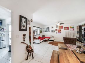 541 Blue Heron Dr 205, Hallandale Beach FL 33009