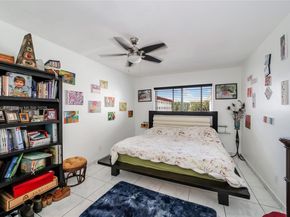 541 Blue Heron Dr 205, Hallandale Beach FL 33009