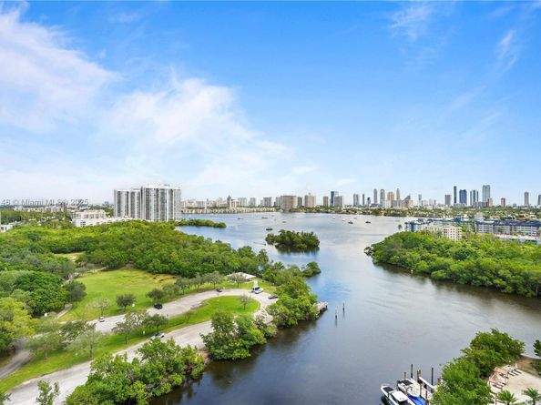 16385 Biscayne Blvd 1601, North Miami Beach FL 33160