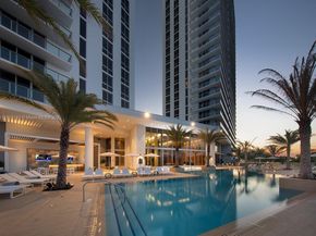 16385 Biscayne Blvd 1601, North Miami Beach FL 33160