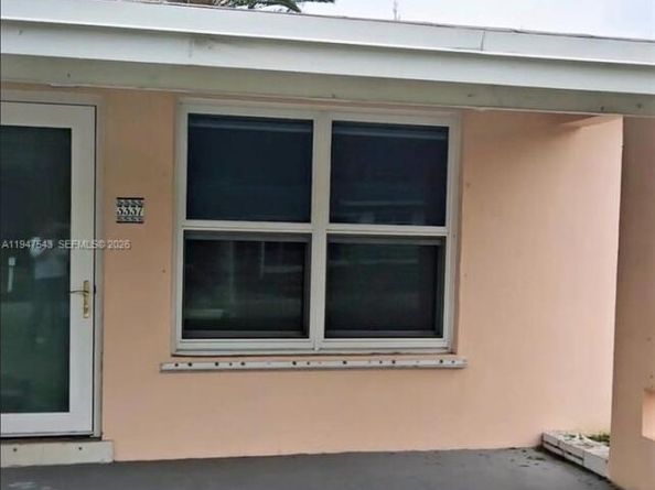 3337 SW 44th Ct, Dania Beach FL 33312