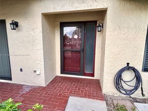120 Roselle Ct, Royal Palm Beach FL 33411