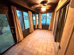 120 Roselle Ct, Royal Palm Beach FL 33411