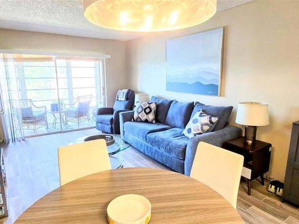 9480 Sunrise Lakes Blvd 306, Sunrise FL 33322