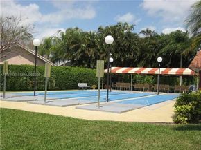 8960 S Hollybrook Blvd 109, Pembroke Pines FL 33025