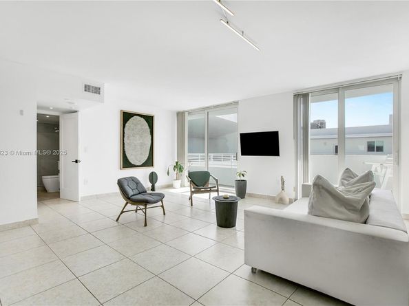 7800 Collins Ave 502, Miami Beach FL 33141