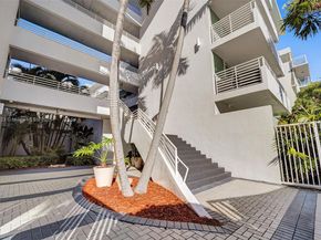 7800 Collins Ave 502, Miami Beach FL 33141