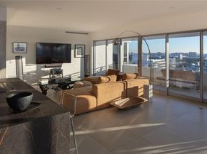 Undisclosed Address #A11971399, Miami Beach FL 33139