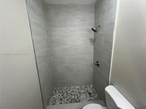 85 SW 16 Av ., Homestead FL 33030