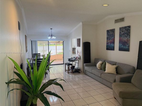 4929 SW 139th Ct, Miami FL 33175