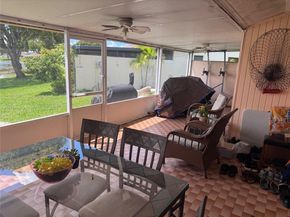 4929 SW 139th Ct, Miami FL 33175