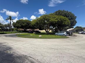 4929 SW 139th Ct, Miami FL 33175