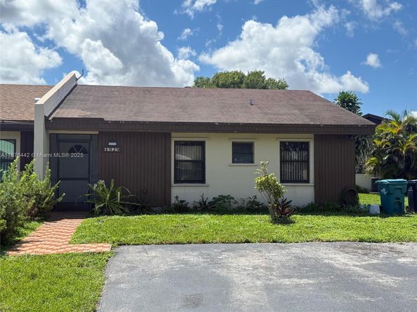 4929 SW 139th Ct, Miami FL 33175
