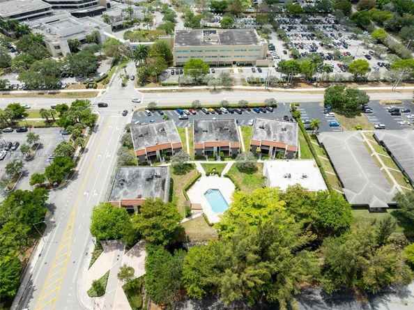 3133 Coral Hills Dr 9  (C1), Coral Springs FL 33065