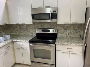 1900 Diana Dr 3D, Hallandale Beach FL 33009