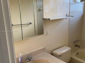 1900 Diana Dr 3D, Hallandale Beach FL 33009