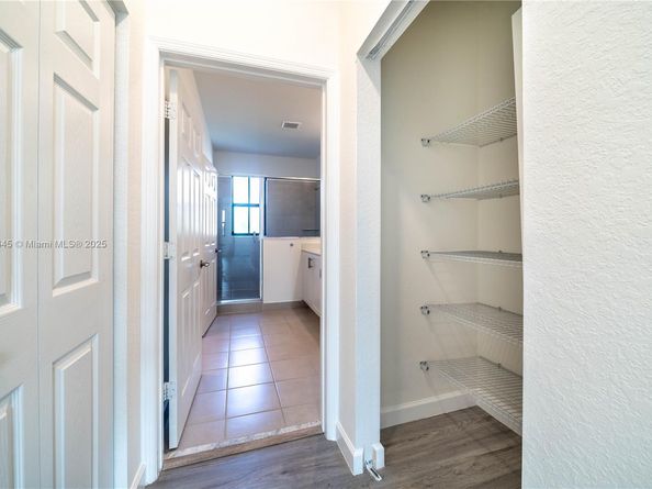 1928 SW 5th Blvd, Fort Lauderdale FL 33312