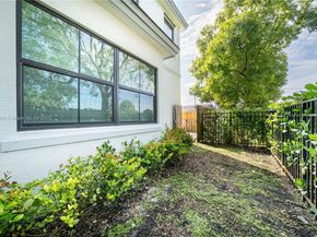 1928 SW 5th Blvd, Fort Lauderdale FL 33312