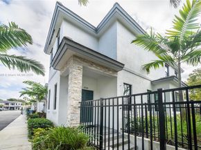 1928 SW 5th Blvd, Fort Lauderdale FL 33312