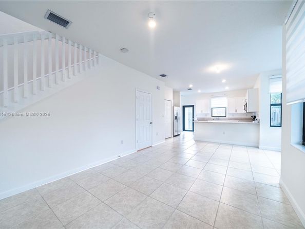 1928 SW 5th Blvd, Fort Lauderdale FL 33312