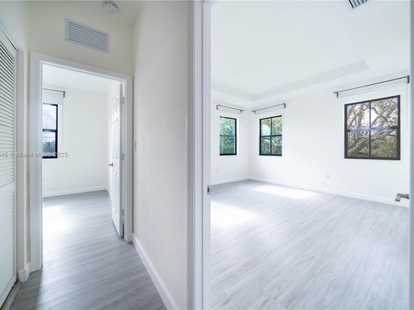 1928 SW 5th Blvd, Fort Lauderdale FL 33312