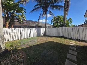 1583 NW 182nd Way, Pembroke Pines FL 33029