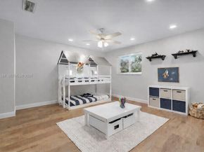 8425 SW 149th Dr, Palmetto Bay FL 33158