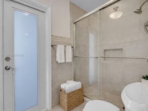 8425 SW 149th Dr, Palmetto Bay FL 33158