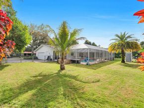 8425 SW 149th Dr, Palmetto Bay FL 33158