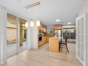 11862 NW 13th St, Pembroke Pines FL 33026