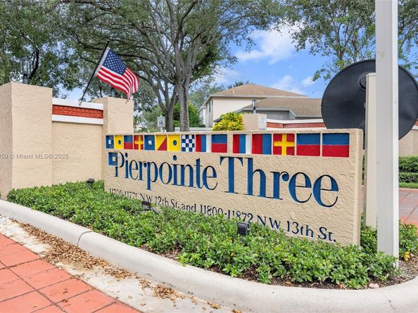 11862 NW 13th St, Pembroke Pines FL 33026