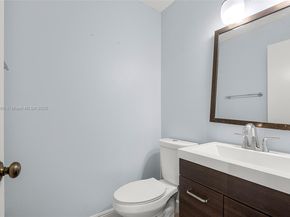 11862 NW 13th St, Pembroke Pines FL 33026