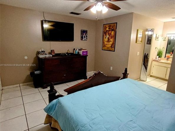 11920 SW 132nd Ave, Miami FL 33186